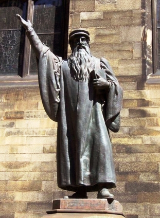 450px-John Knox statue New College Edinburgh